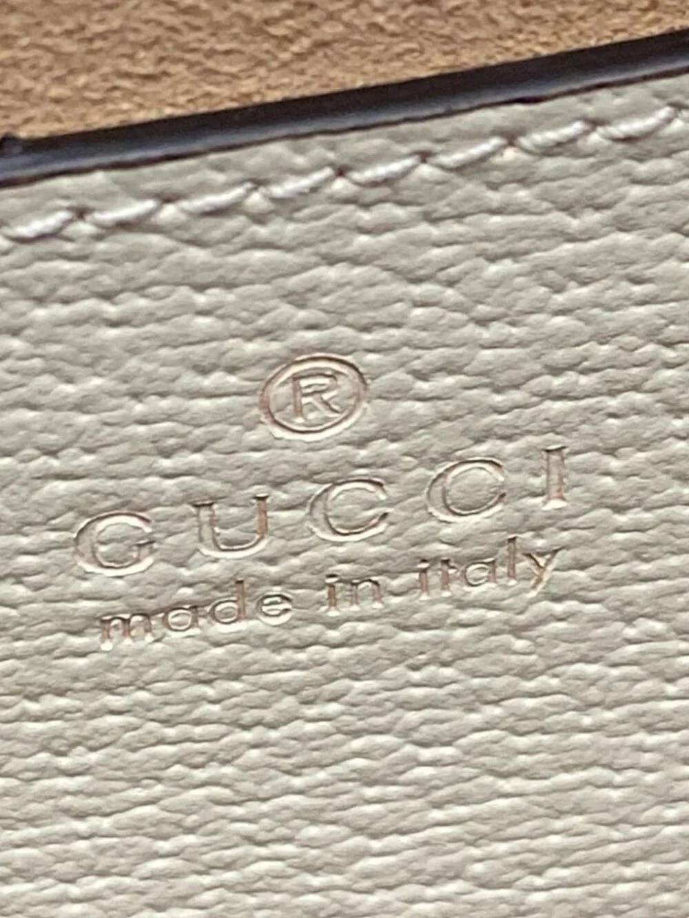 Gucci accessories	shoulder strap